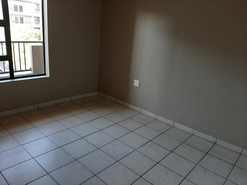 To Let 2 Bedroom Property for Rent in Burgundy Estate Western Cape